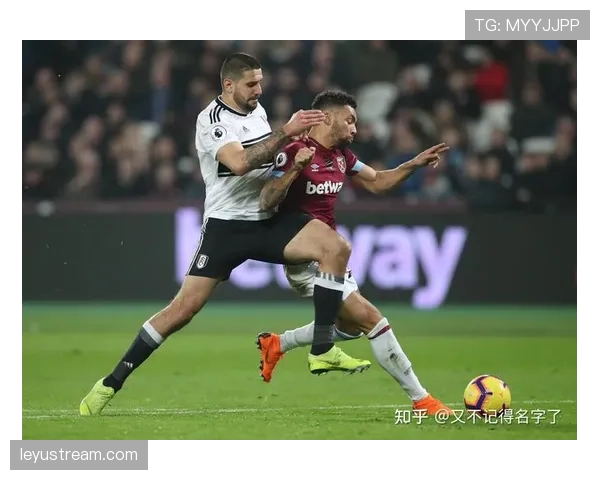 利物浦2-0击败富勒姆，多赛一轮领先切尔西4分